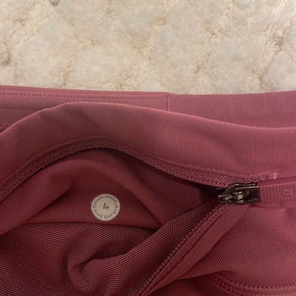 Lululemon leggings - Picture 4 of 4